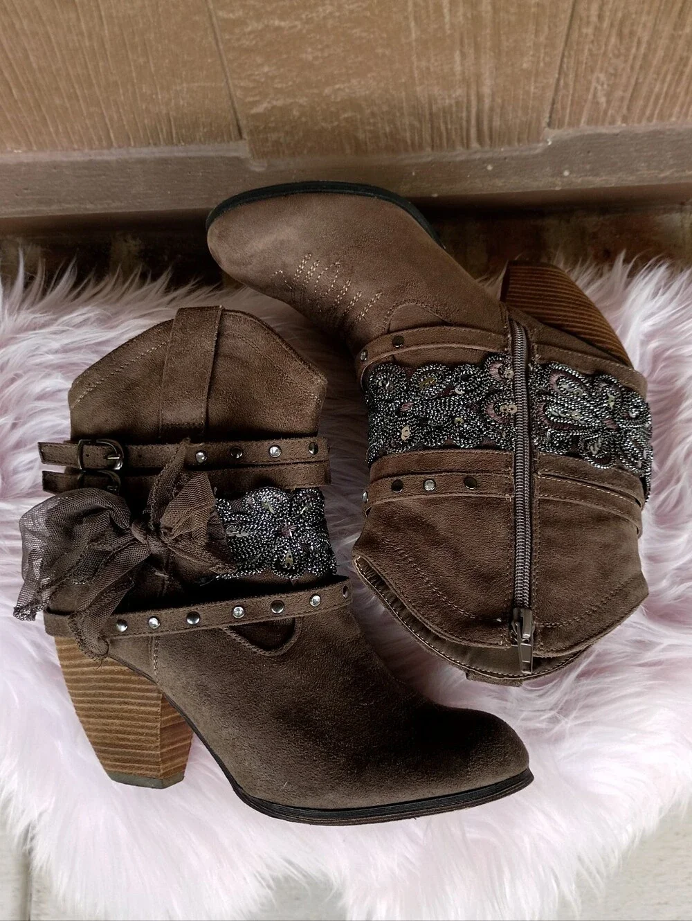 Not Rated Brown Western Studded Sequin Mesh Bow Belt Buckle Ankle Boots Booties